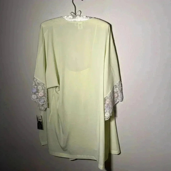 NWT Vintage Josie Natori Slip and Robe Intimates  S - Picture 10 of 10